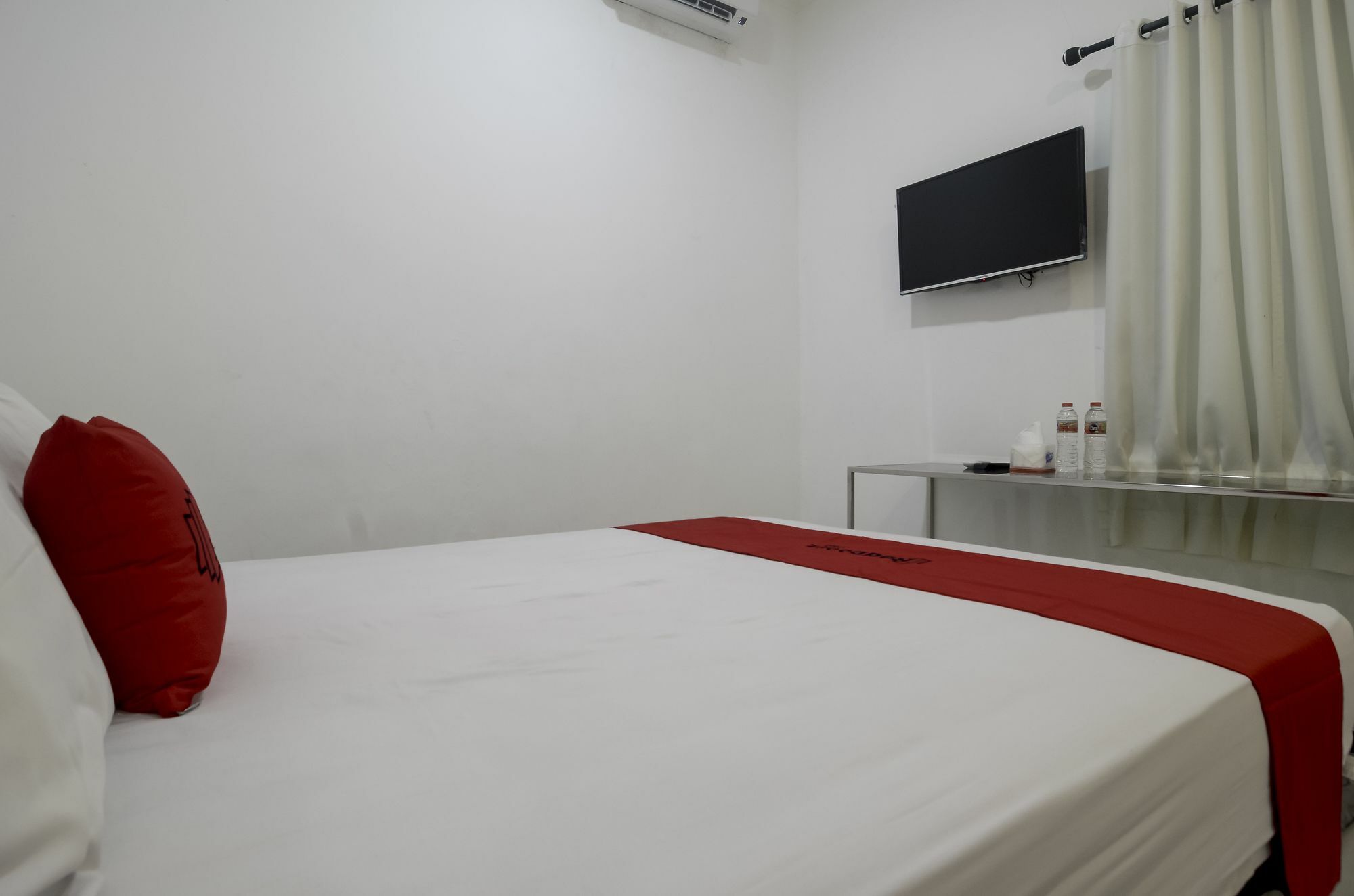 Reddoorz Near Poncol Station Ξενοδοχείο Σεμαράνγκ Εξωτερικό φωτογραφία